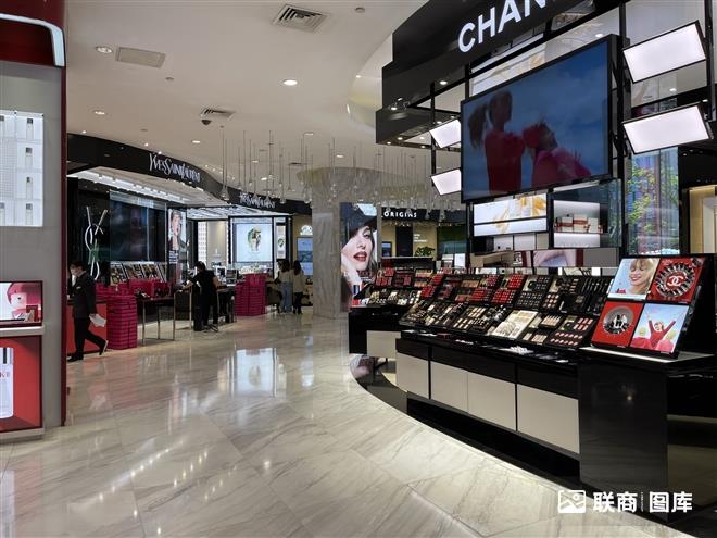 �Ϻ�_����·<a href=http://t.linkshop.com/kindex_id_1210.aspx target=_blank class=hotwords>��ʢ</a> _5_