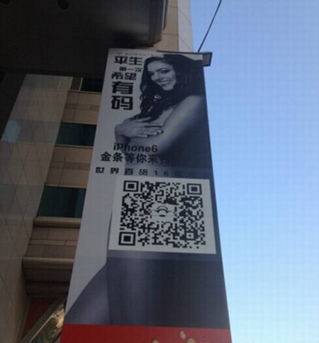 ����ĳ�̈�����c�þ޷���Ů�������V��