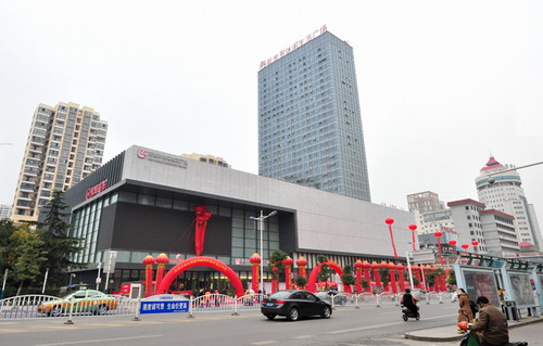 ���x���л��ϳ����·���_�I(y��) ����e9000��ƽ