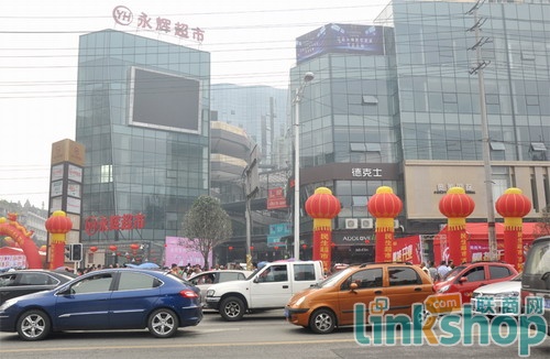 ���x���гɶ��𶼅R���_(k��i)�I(y��) ����e��10000ƽ